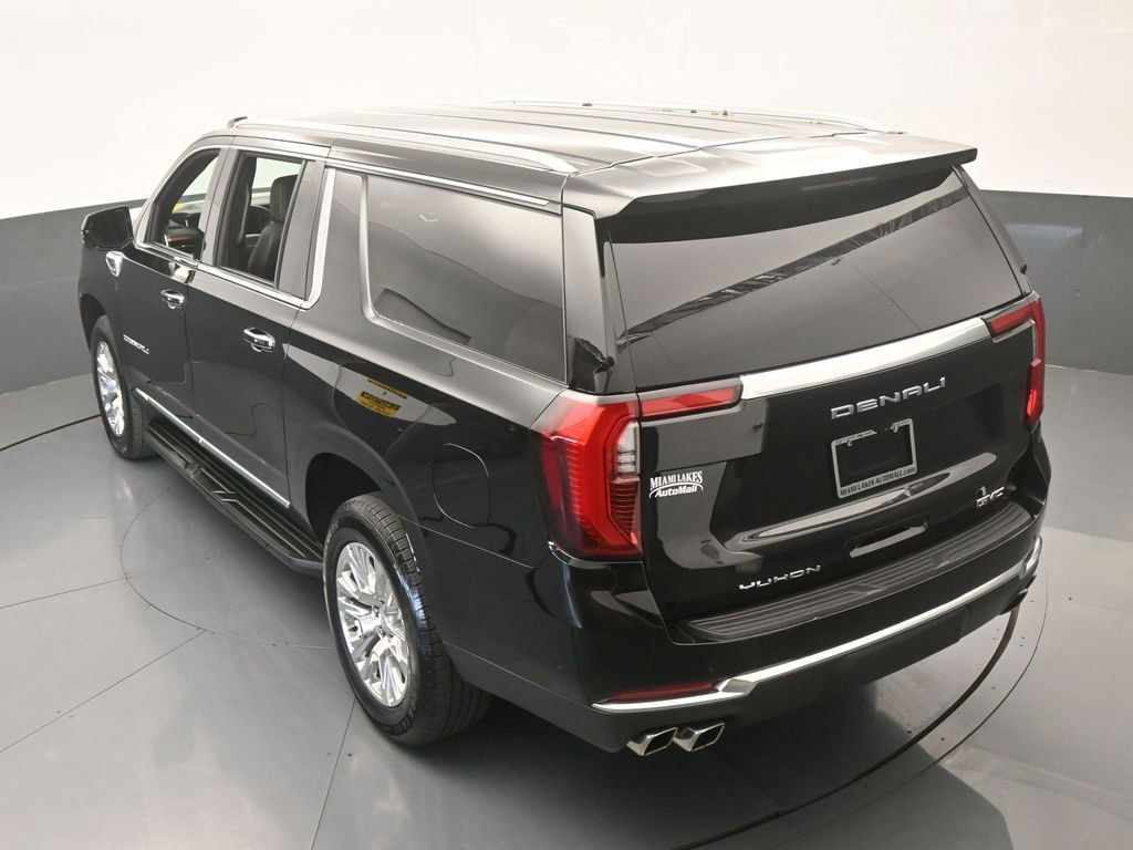 Used 2025 GMC Yukon XL Denali AWD/4WD image 60