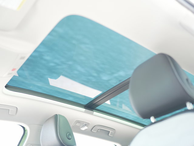 New 2025 Volkswagen Taos SEL AWD/4WD image 23