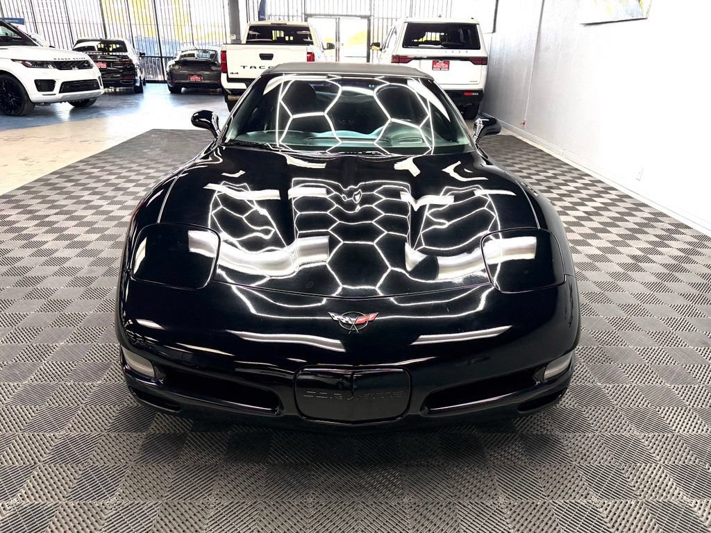 Used 2004 Chevrolet Corvette Convertible w/ Preferred Equipment Group RWD image 6