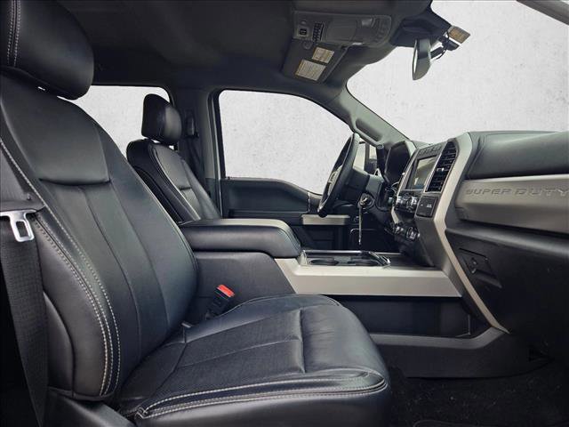 Used 2020 Ford F250 Lariat w/ Chrome Package image 18