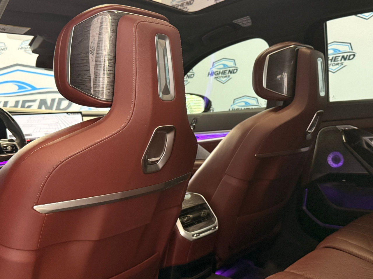 Used 2023 BMW 760i xDrive w/ Executive Package image 24