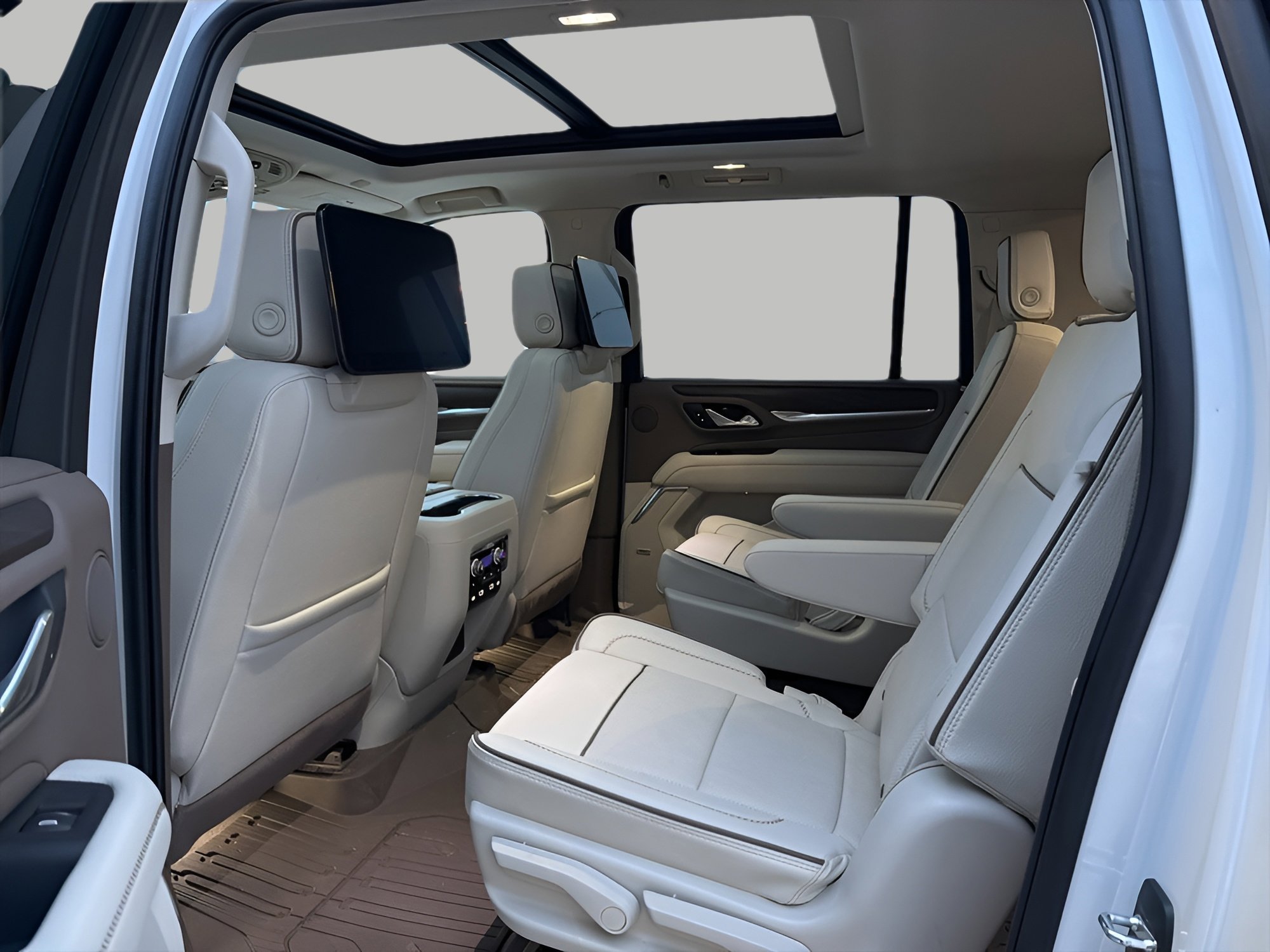 Certified 2024 GMC Yukon XL Denali w/ Advanced Technology Package image 24