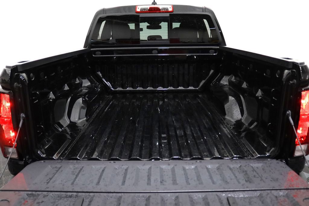 Used 2024 Chevrolet Colorado LT w/ LT Convenience Package II image 25