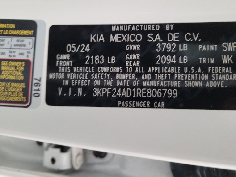 Used 2024 Kia Forte LXS FWD image 33