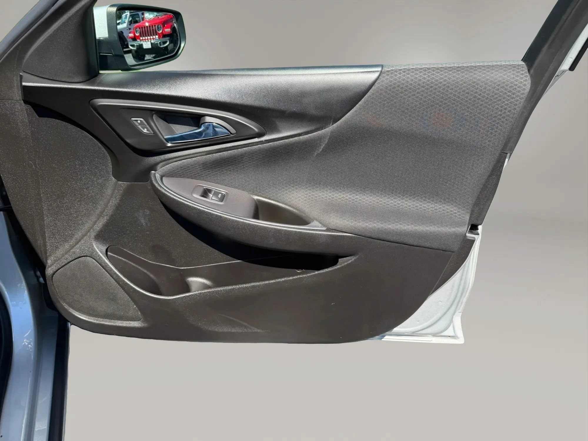 Used 2018 Chevrolet Malibu LT FWD image 36