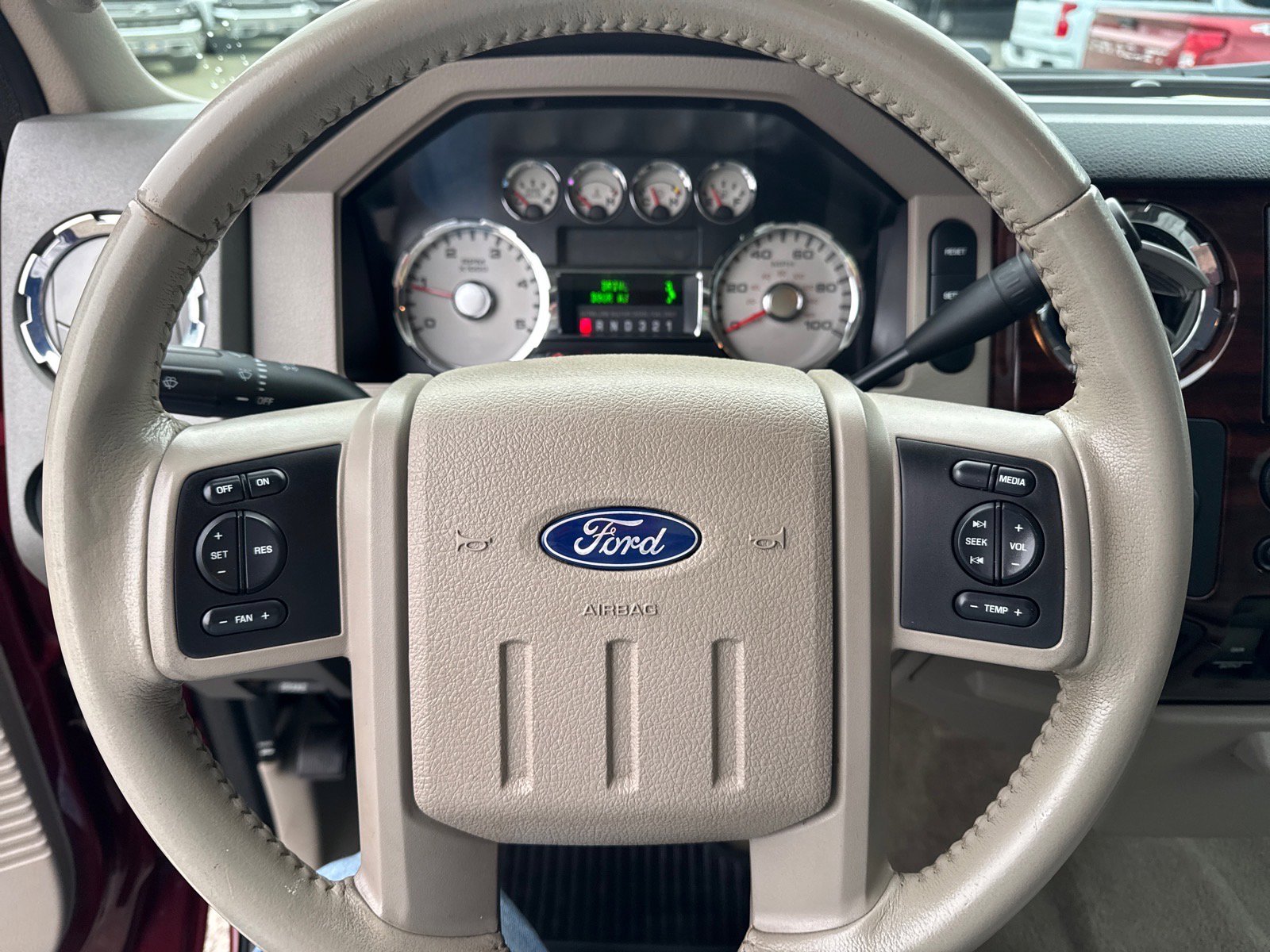 Used 2008 Ford F350 Lariat image 11