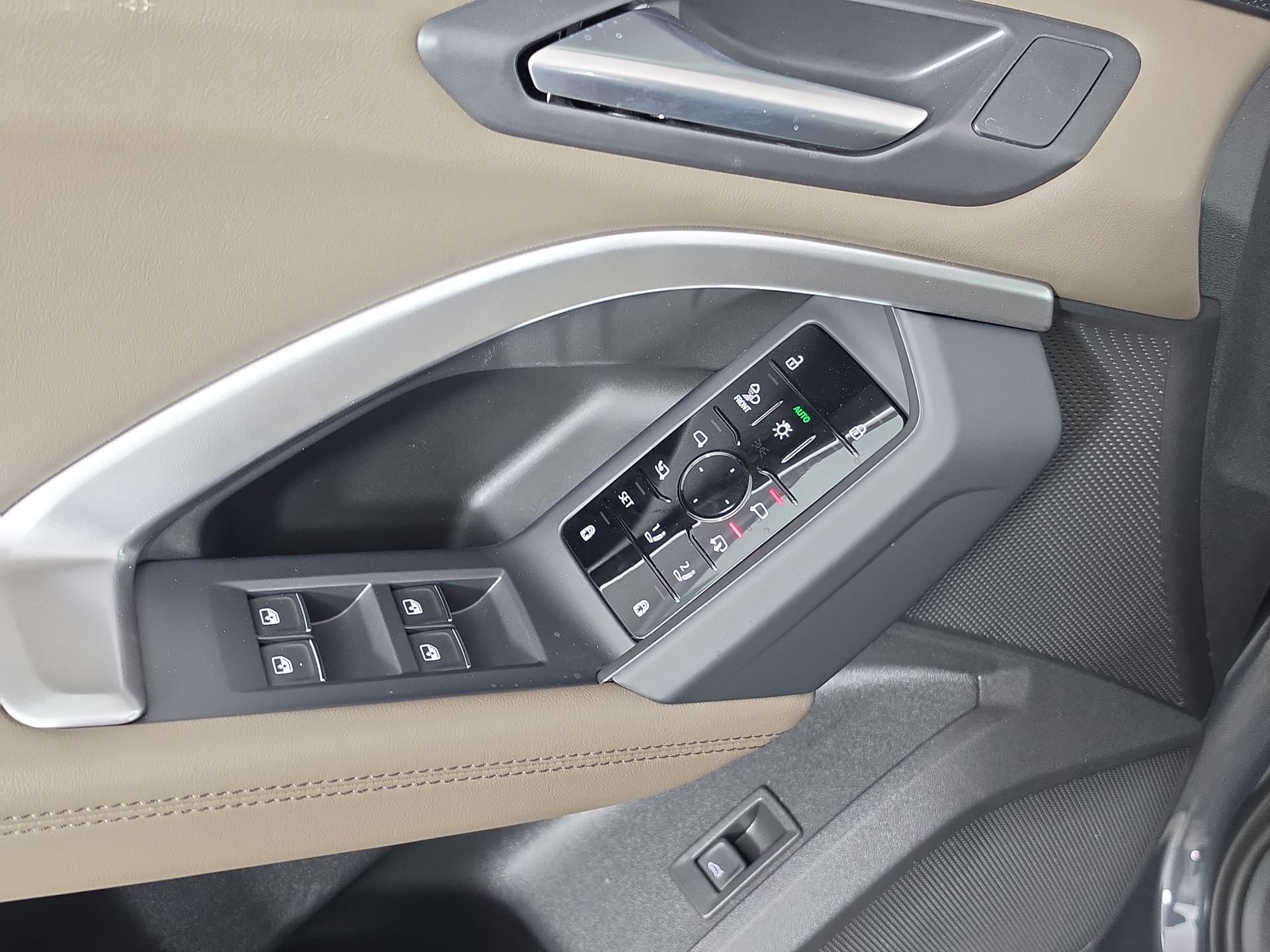 New 2026 Audi Q5 Premium Plus AWD/4WD image 18