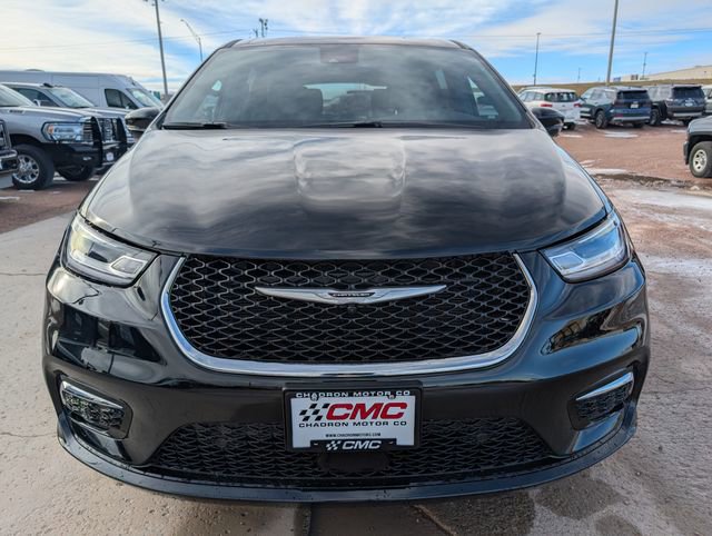 New 2026 Chrysler Pacifica Select image 9