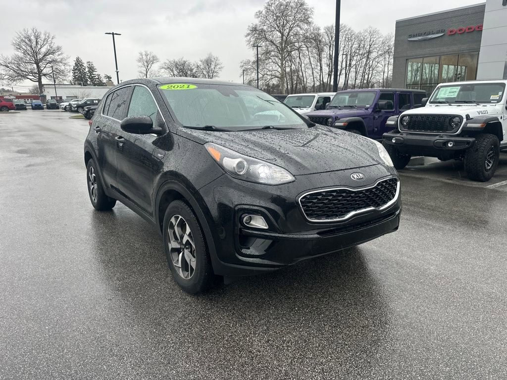 Used 2021 Kia Sportage LX image 4