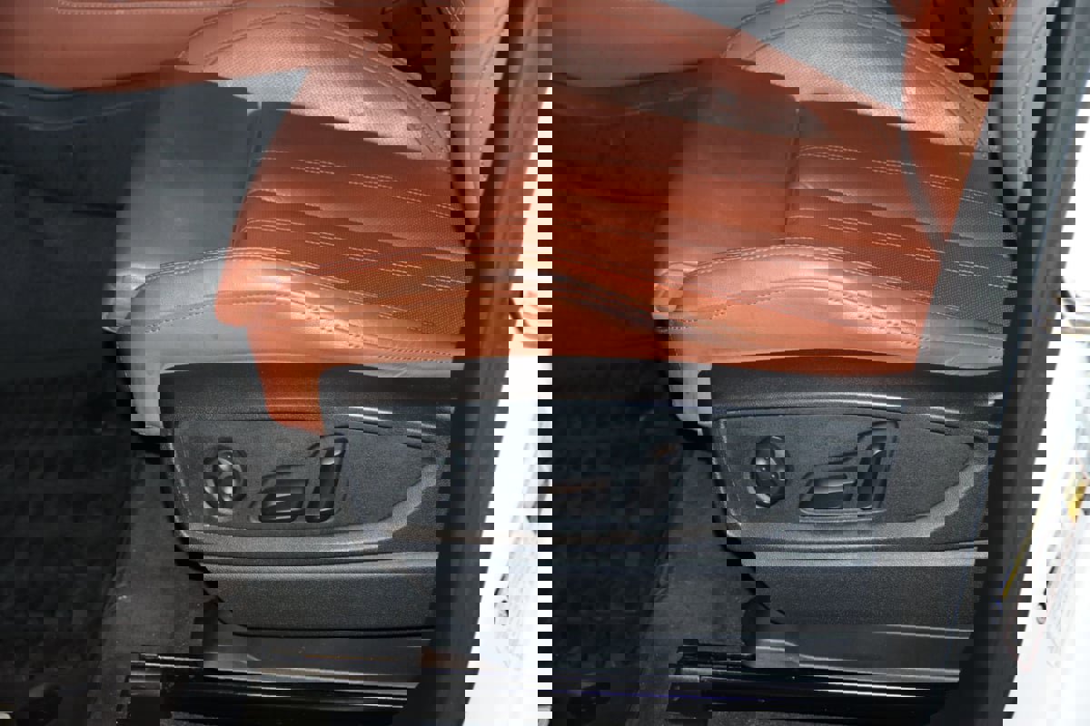 Used 2021 Audi Q5 e Prestige image 36