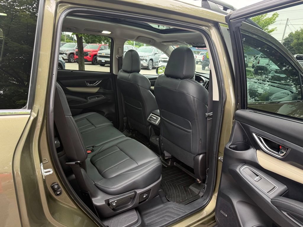 Used 2022 Subaru Ascent Limited w/ Technology Package AWD/4WD image 15