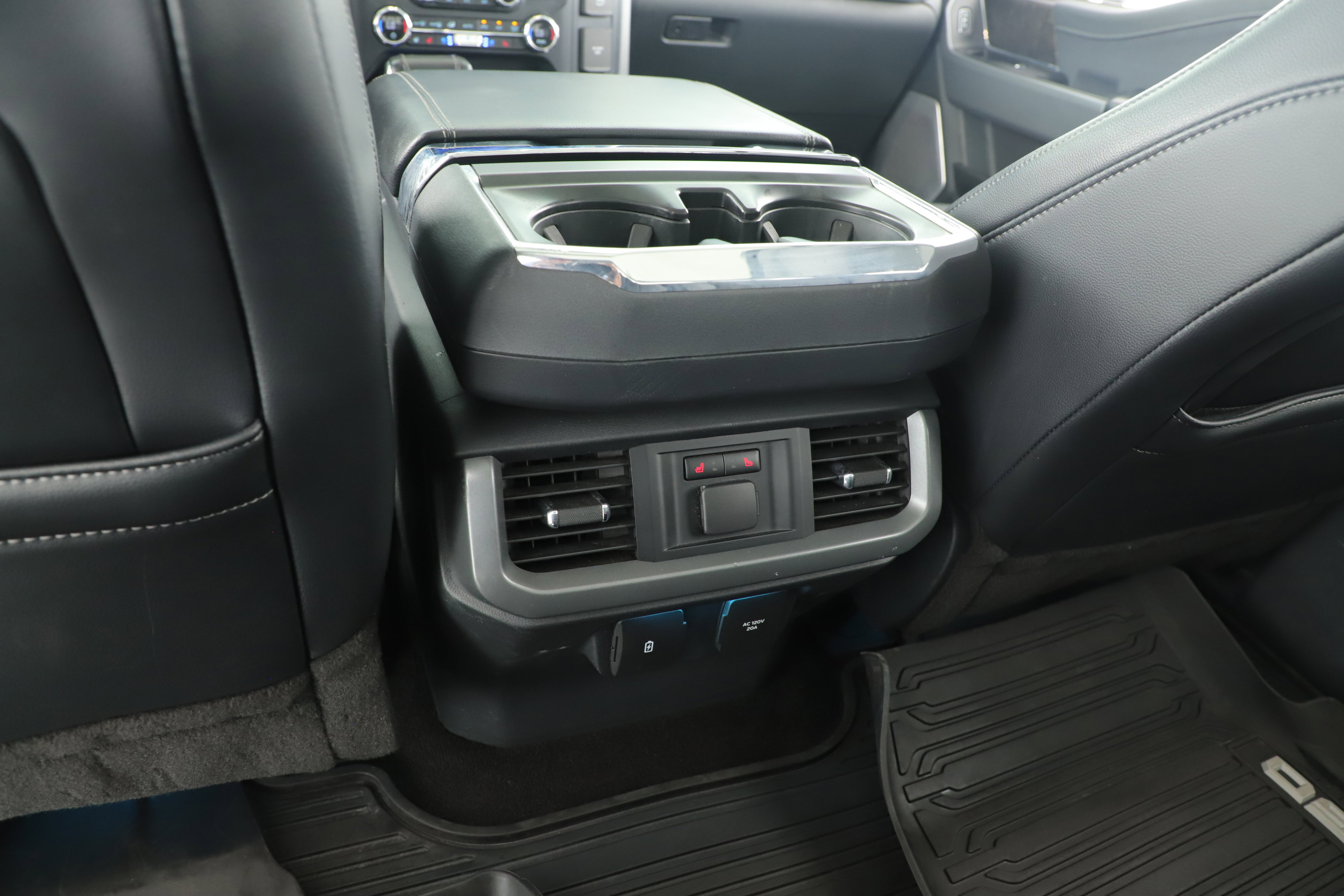 Used 2021 Ford F150 Lariat w/ Equipment Group 502A High AWD/4WD image 26