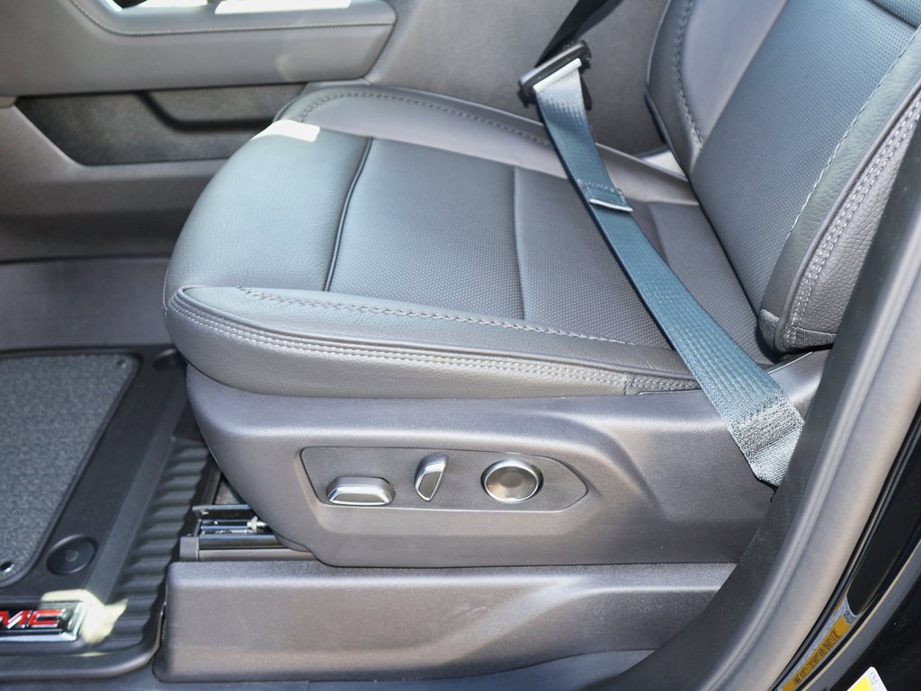 New 2026 GMC Sierra 1500 Denali w/ Technology Package image 13