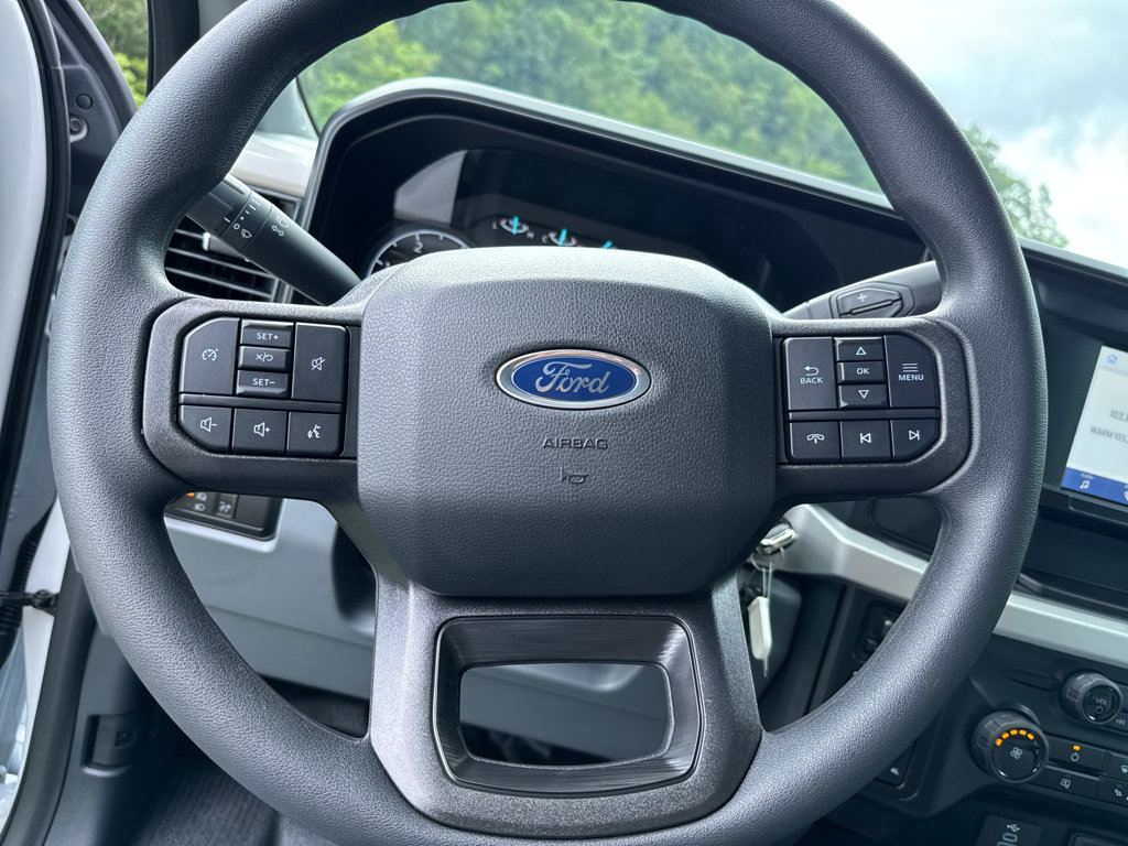 New 2026 Ford F250 XL w/ FX4 Off-Road Package AWD/4WD image 23