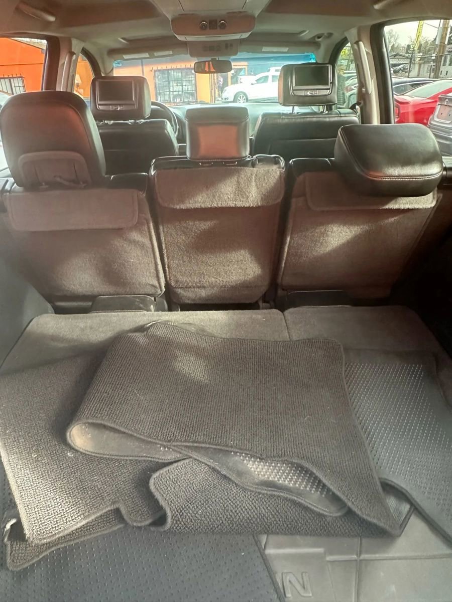 Used 2014 Nissan Armada Platinum image 39