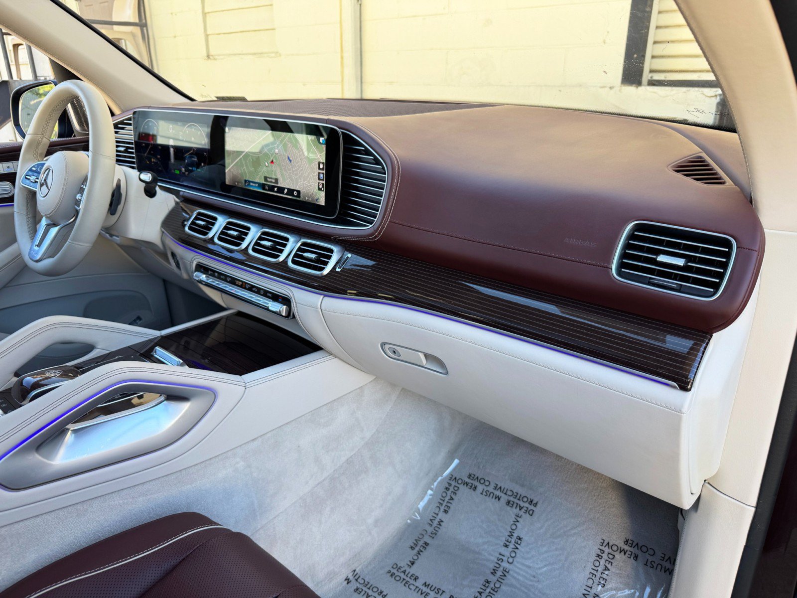 Used 2023 Mercedes-Benz Maybach GLS 600 4MATIC image 14