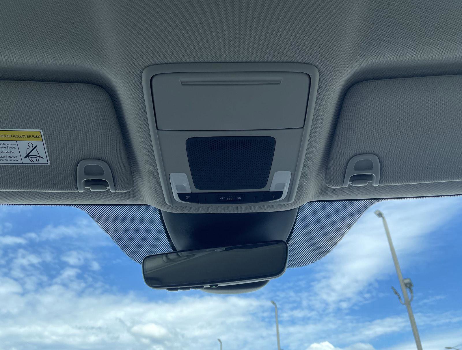 Used 2025 Honda Pilot EX-L image 12