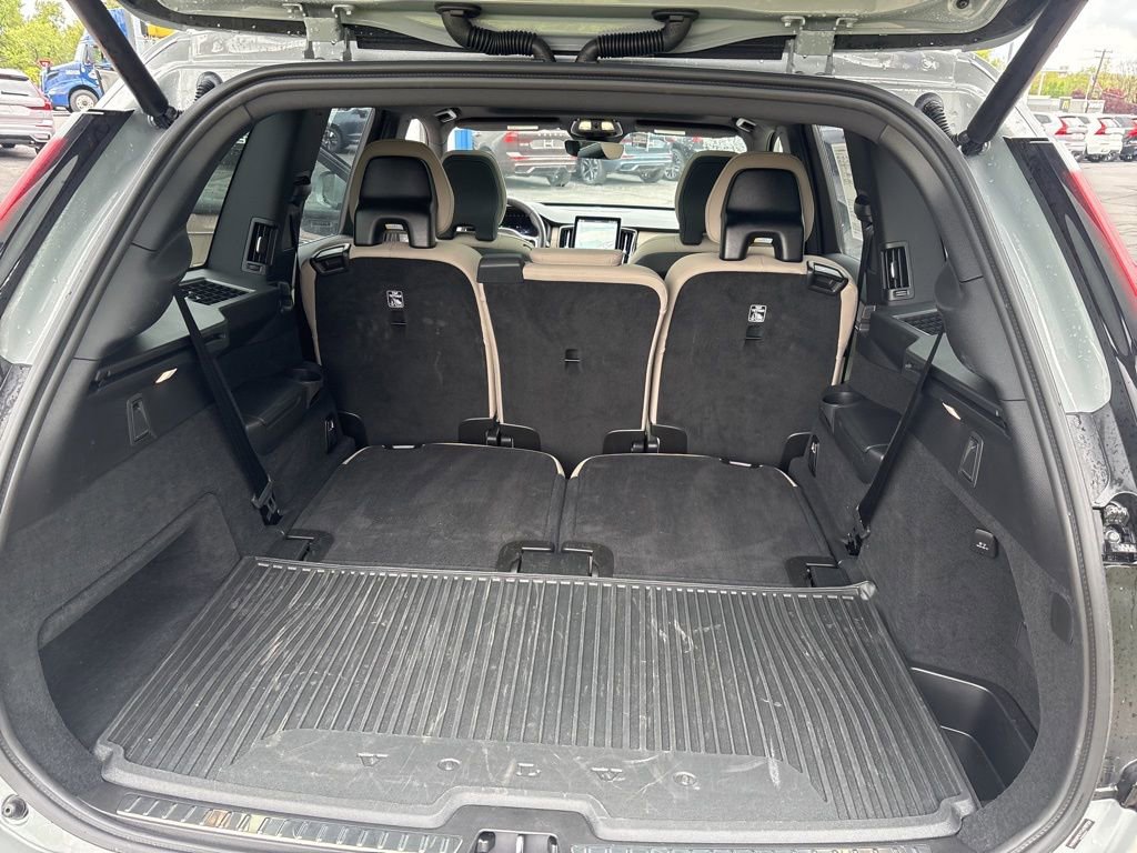 Certified 2026 Volvo XC90 B6 Plus AWD/4WD image 38