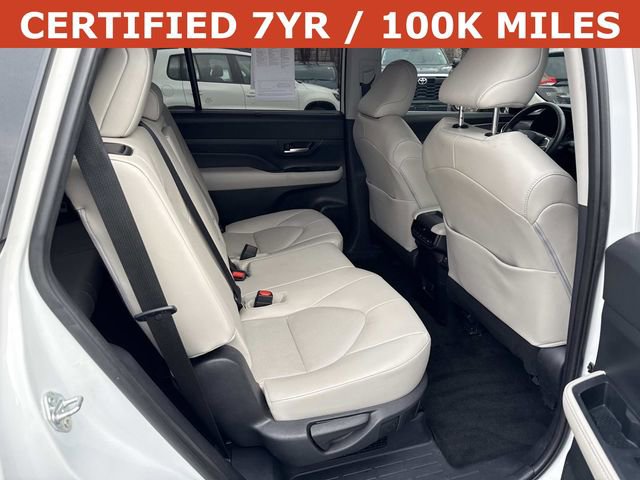 Used 2024 Toyota Grand Highlander XLE image 11