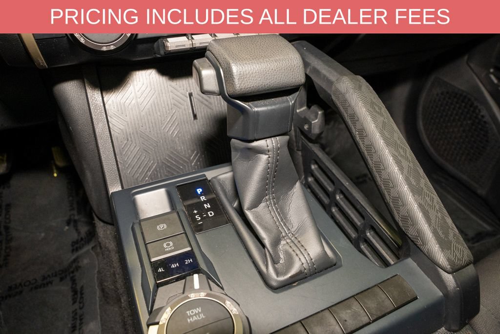 Certified 2025 Toyota Tacoma SR5 AWD/4WD image 14