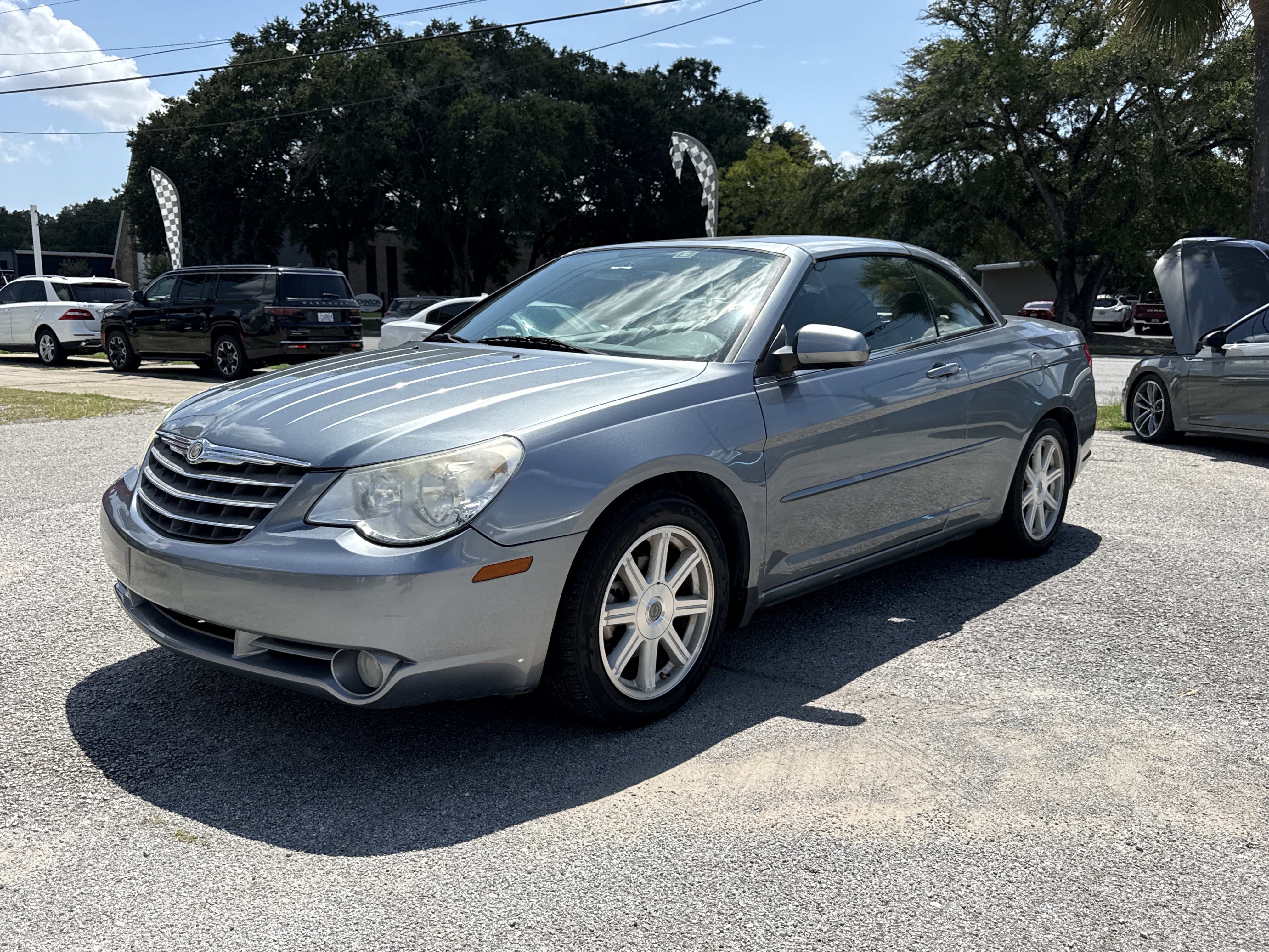 Used 2008 Chrysler Sebring Touring w/ Special Touring Group FWD image 1