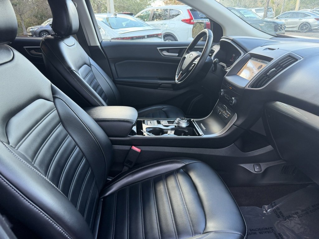 Used 2019 Ford Edge SEL w/ Equipment Group 201A image 9