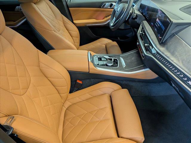 Used 2025 BMW X5 xDrive40i w/ Premium Package image 23