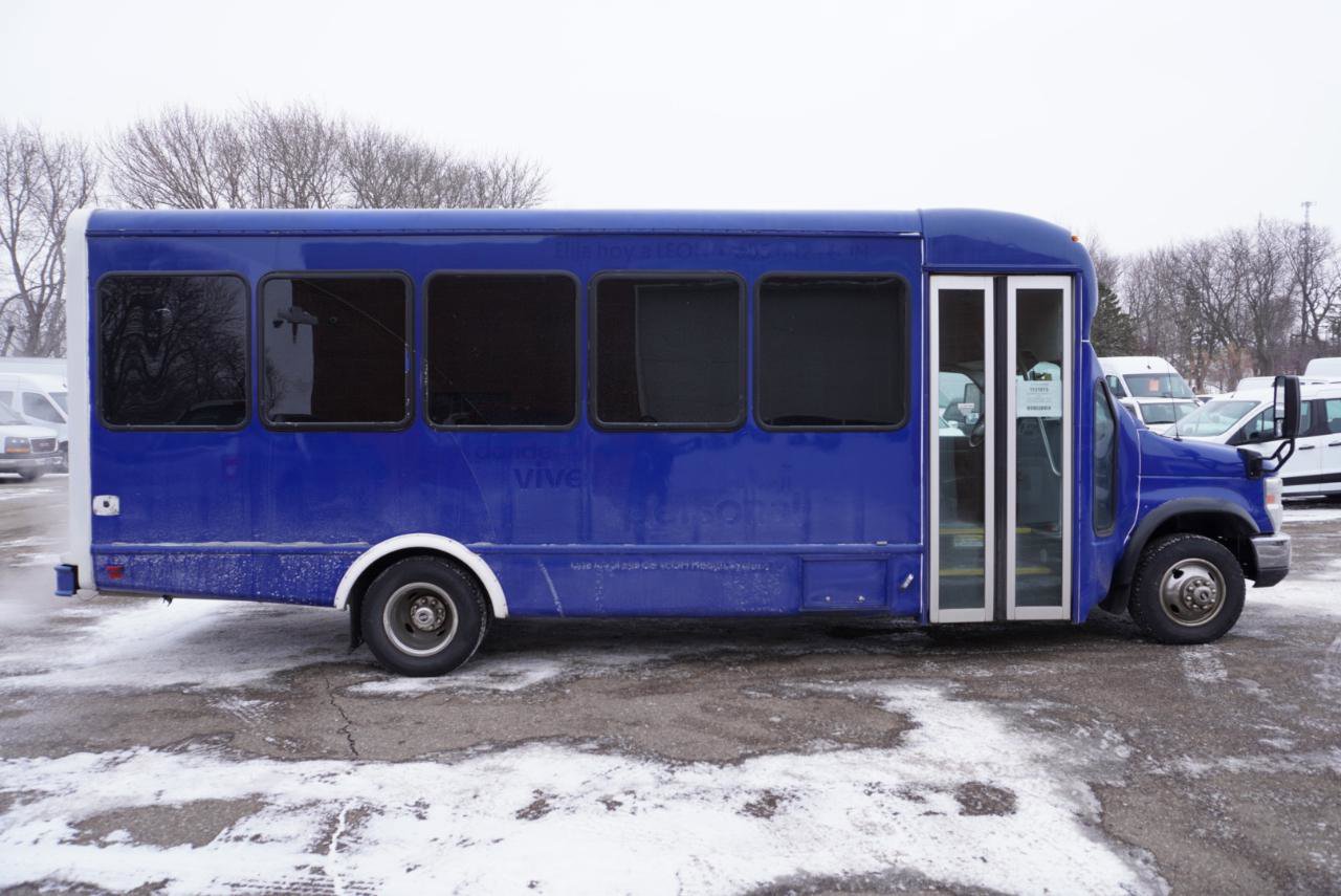 Used 2019 Ford E-450 and Econoline 450 Super Duty w/ Shuttle Bus Prep Package image 6