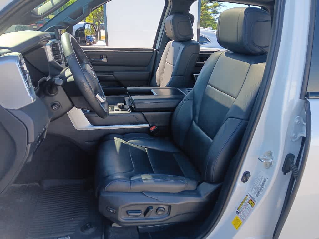Used 2024 Toyota Tundra Platinum AWD/4WD image 18
