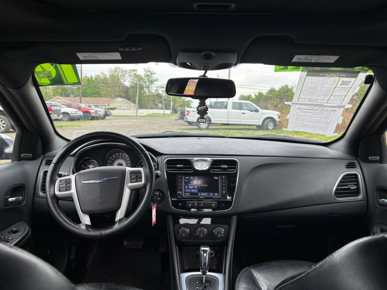 Used 2014 Chrysler 200 Limited w/ Sun/Sound Group FWD image 10