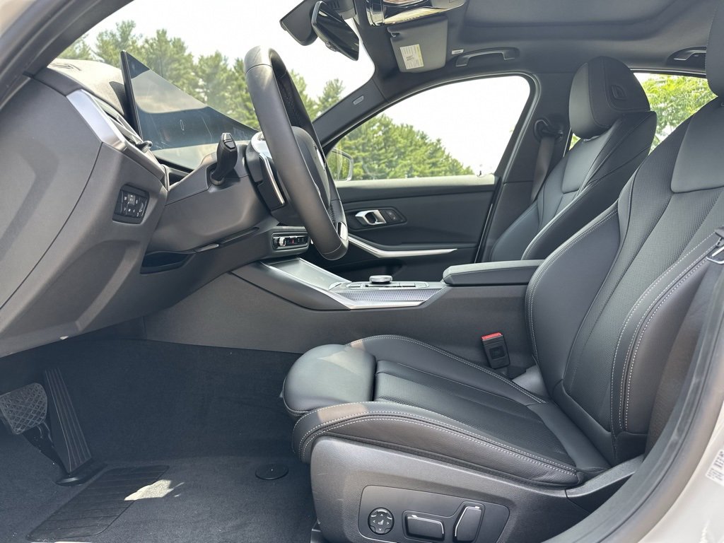 New 2025 BMW 330i xDrive Sedan image 15