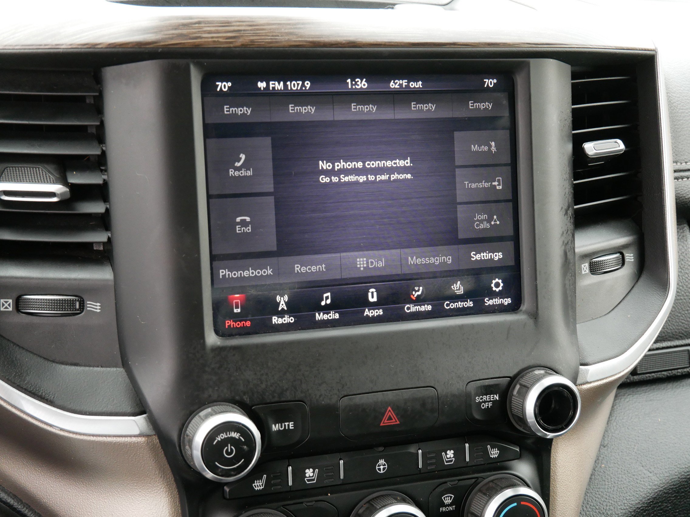 Used 2020 RAM 1500 Laramie image 22