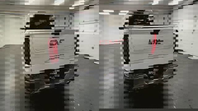 Certified 2023 GMC Sierra 1500 SLT w/ SLT Premium Package image 7