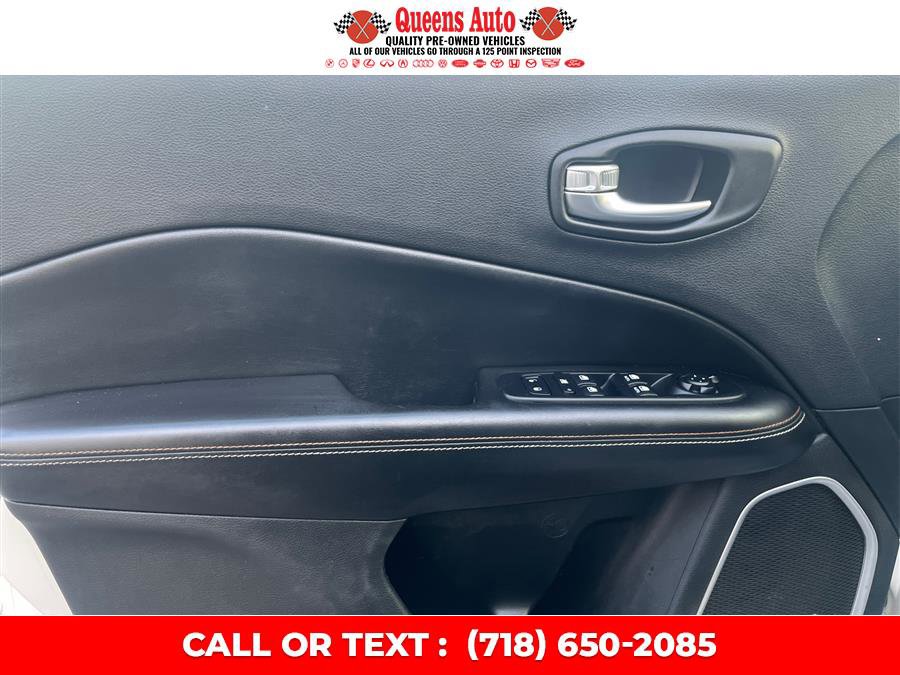 Used 2020 Jeep Compass Latitude image 22