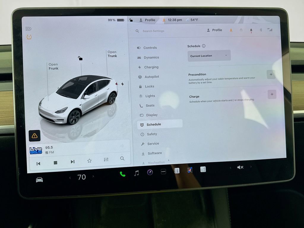 Used 2025 Tesla Model Y Long Range AWD/4WD image 41