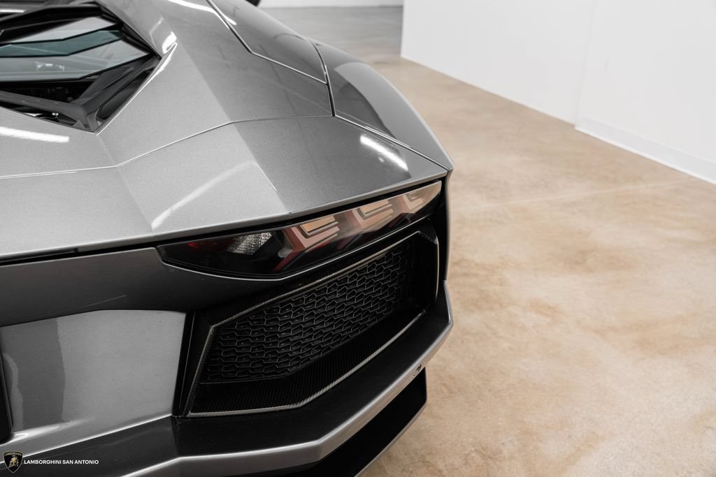 Used 2015 Lamborghini Aventador LP 700-4 AWD/4WD image 21