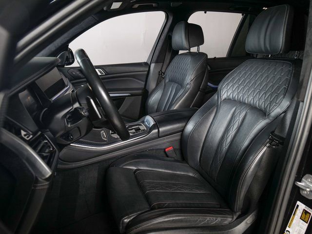 Used 2020 BMW X5 M50i w/ Executive Package AWD/4WD image 5