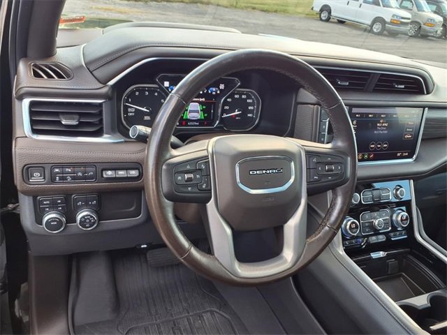 Used 2021 GMC Yukon Denali w/ Denali Premium Package image 52