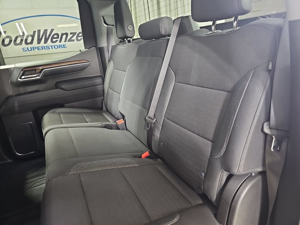 Certified 2024 Chevrolet Silverado 1500 LT AWD/4WD image 17