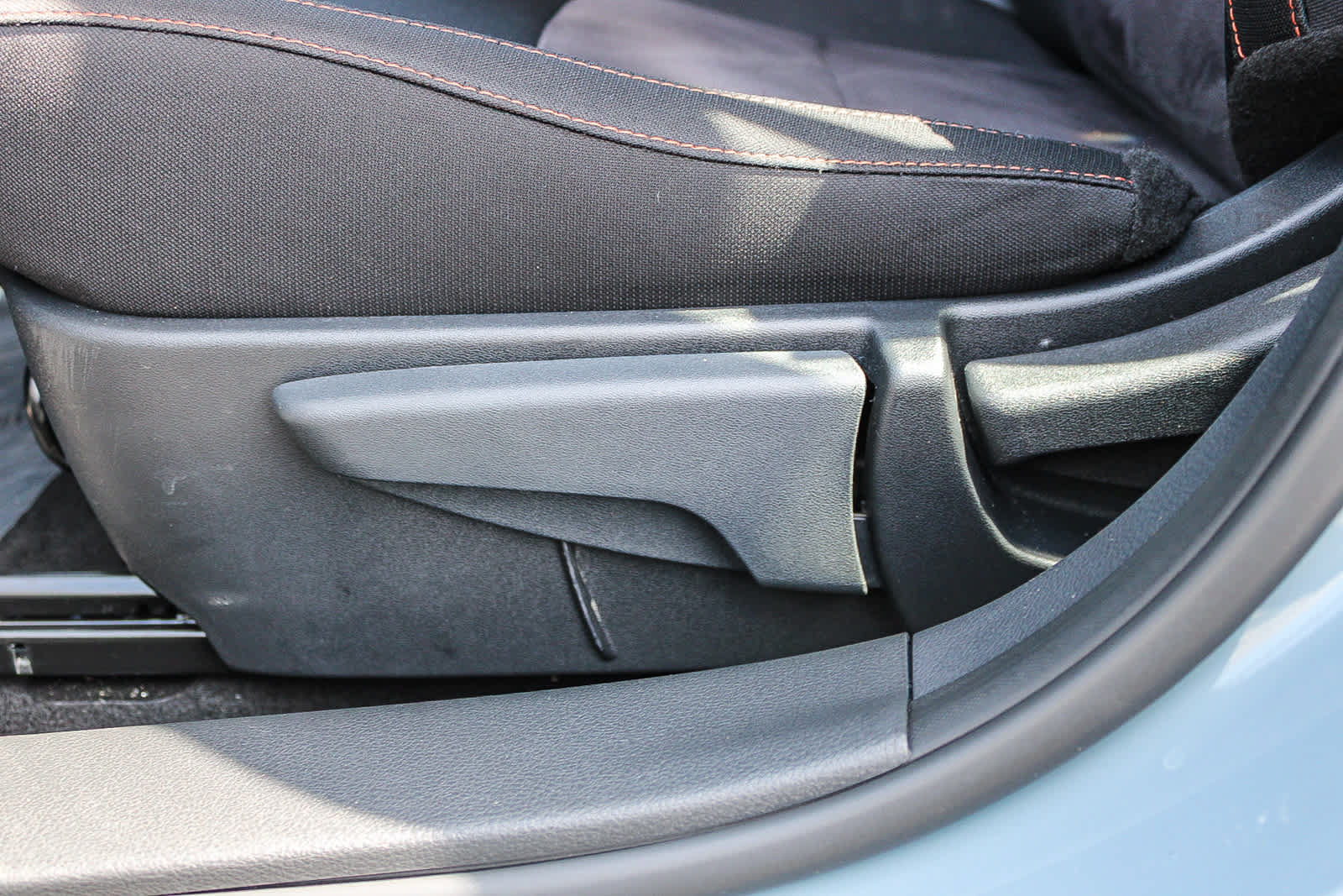 Used 2025 Nissan Sentra SR w/ Midnight Edition FWD image 23