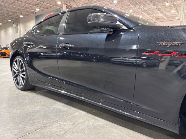 Used 2022 Maserati Ghibli Trofeo image 26