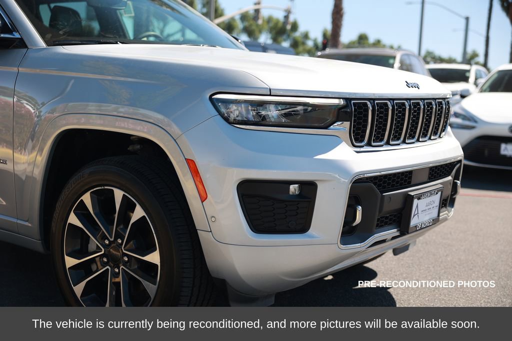 Used 2023 Jeep Grand Cherokee Overland image 7
