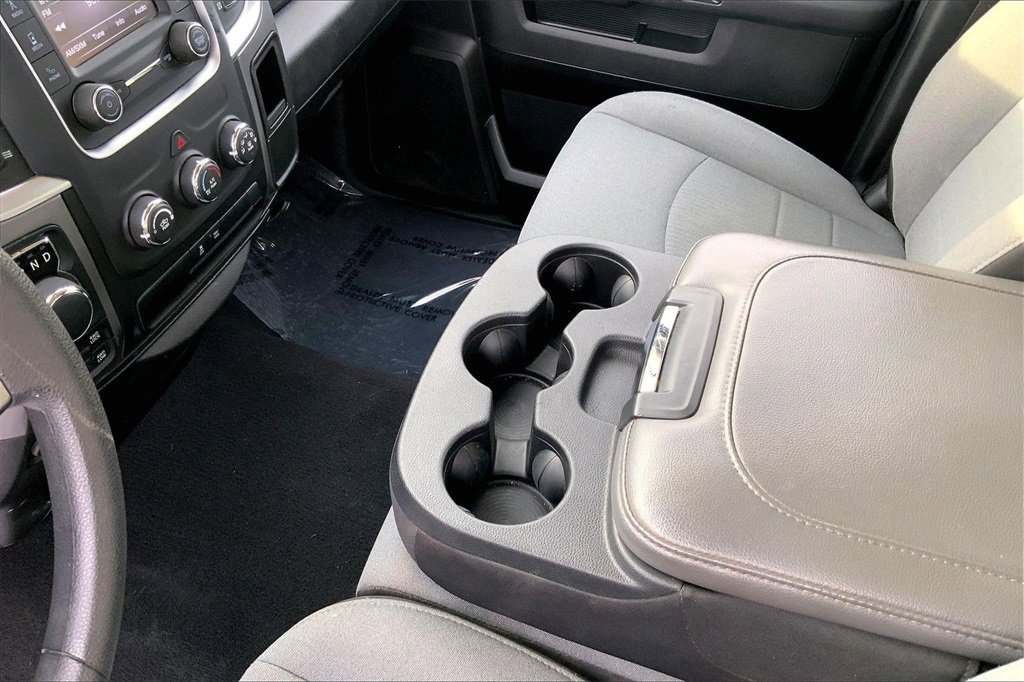 Used 2024 RAM 1500 Classic SLT image 19