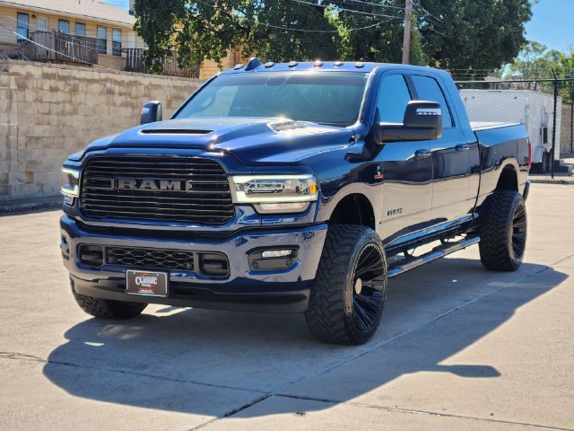 Used 2024 RAM 2500 Laramie w/ Night Edition AWD/4WD image 11