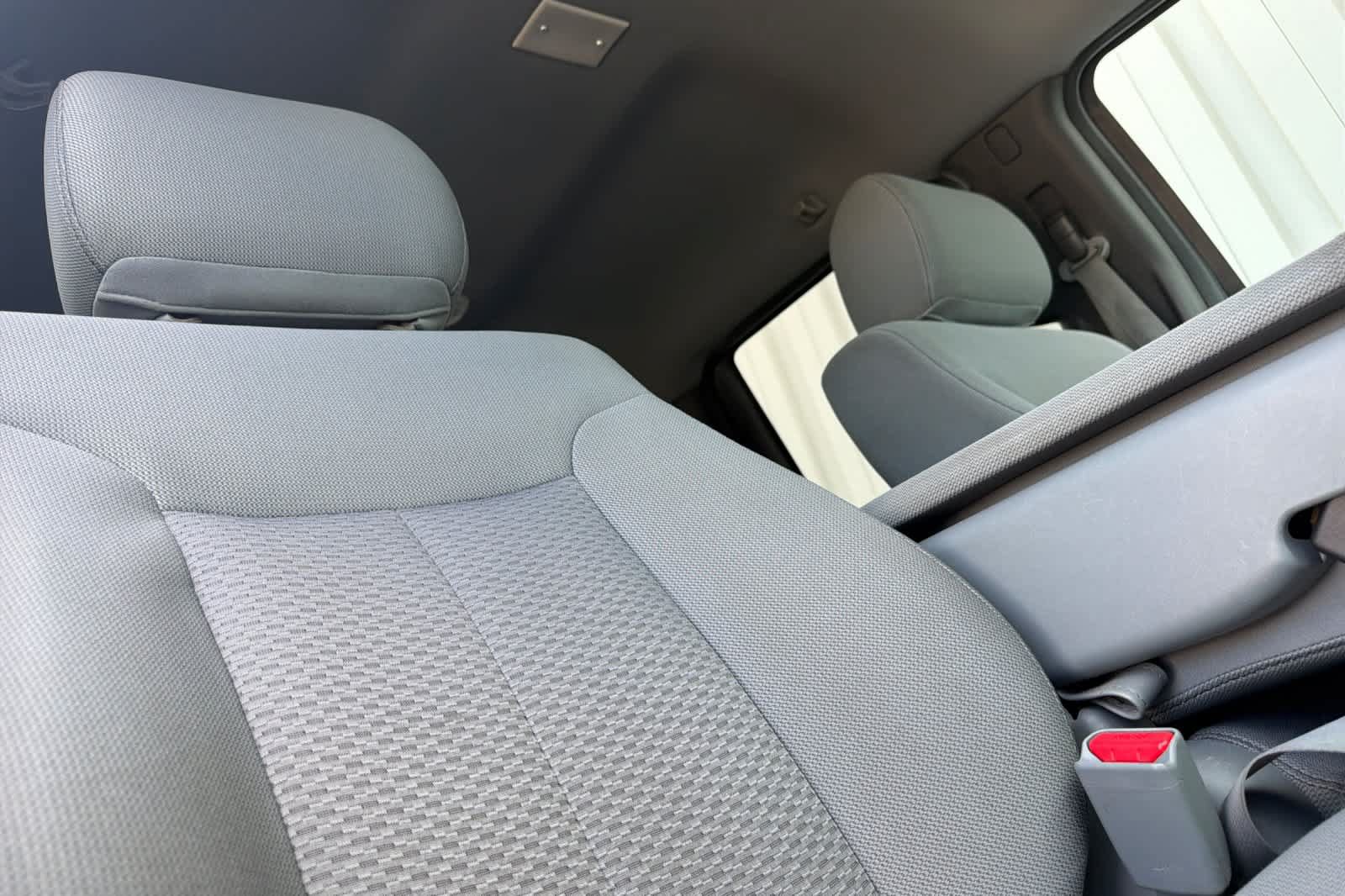 Used 2013 Ford F150 XLT w/ Luxury Equipment Group AWD/4WD image 16