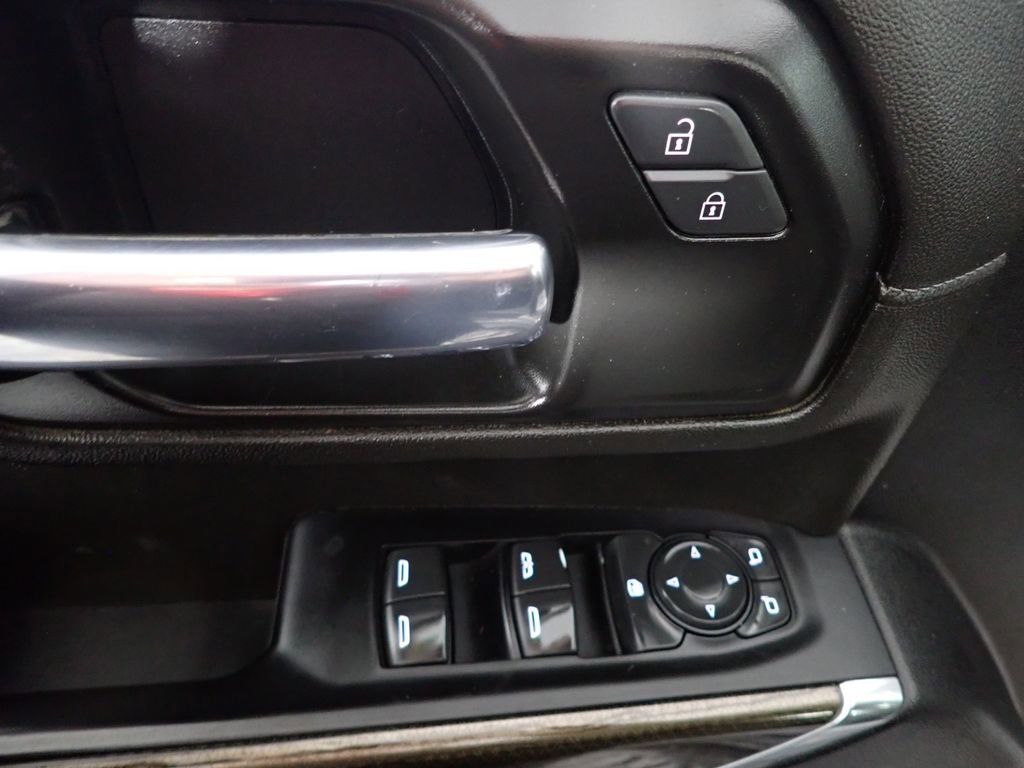 Used 2023 Chevrolet Silverado 2500 LT image 17
