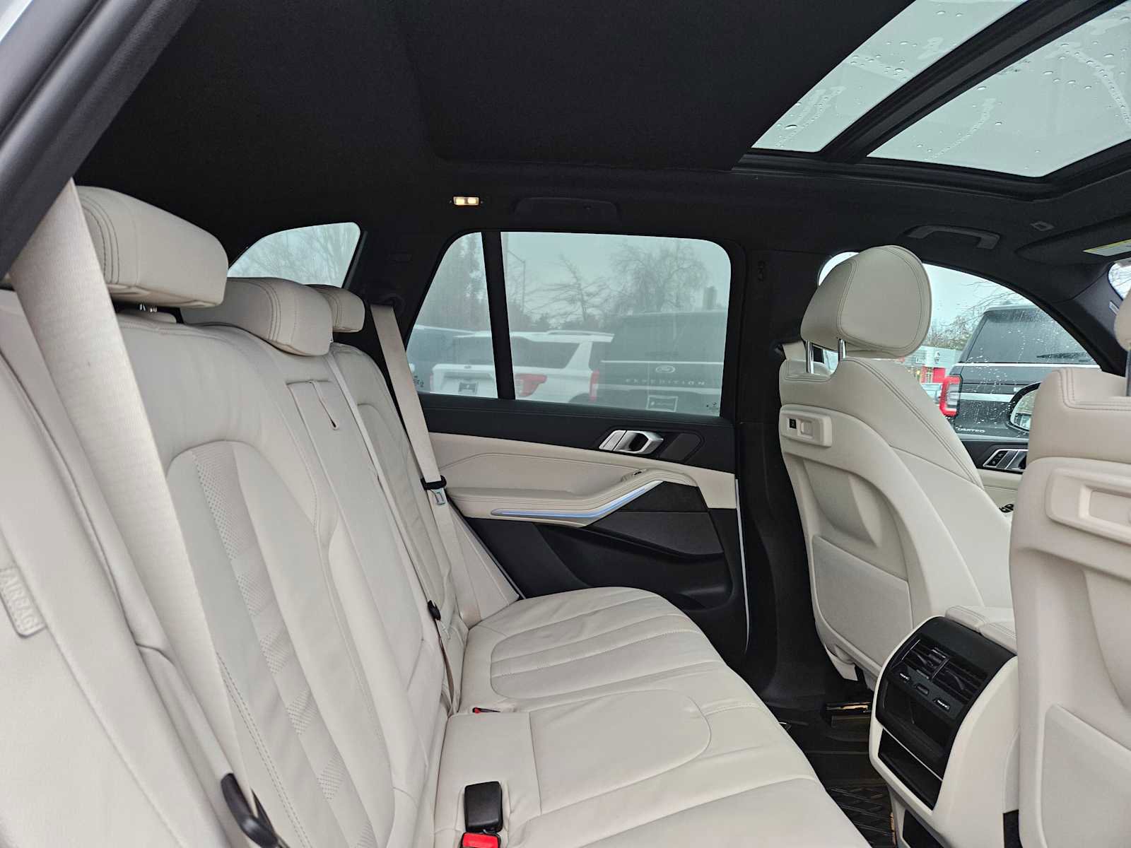 Used 2022 BMW X5 xDrive45e w/ M Sport Package image 15