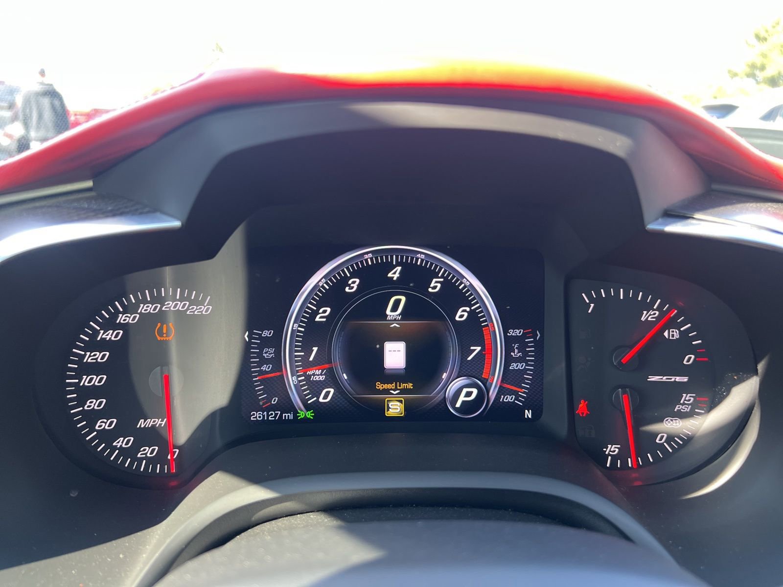 Used 2016 Chevrolet Corvette Z06 w/ 3LZ Preferred Equipment Group RWD image 23