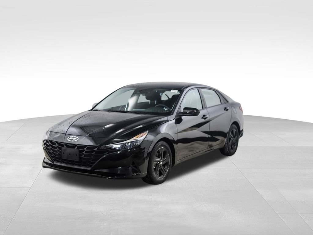 Used 2022 Hyundai Elantra SEL w/ Preferred Accessory Package