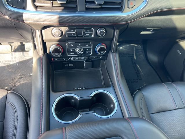 Used 2024 Chevrolet Suburban RST w/ Luxury Package image 16